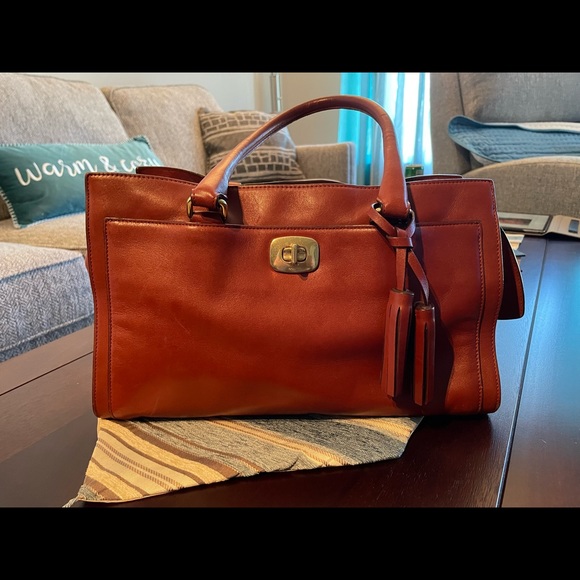 Coach purse - Picture 5 of 5